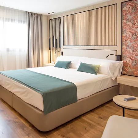 Hotel Soho Boutique 4*